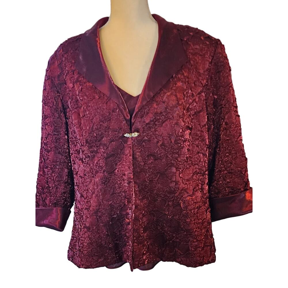 R&M Richards Women's 2pc Tank and Blazer Shacket Set Crinkle Burgundy Plus 18
